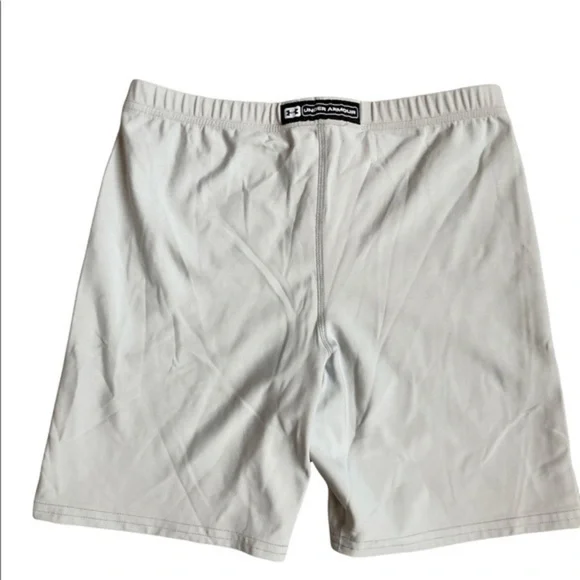 Under Armour size medium gray shorts 20% Lycra stretch - Picture 3 of 7
